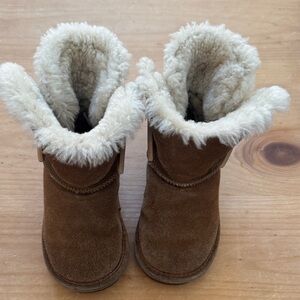 BearPaw suede Upper sheepskin/wool  blend lining toodler Boots